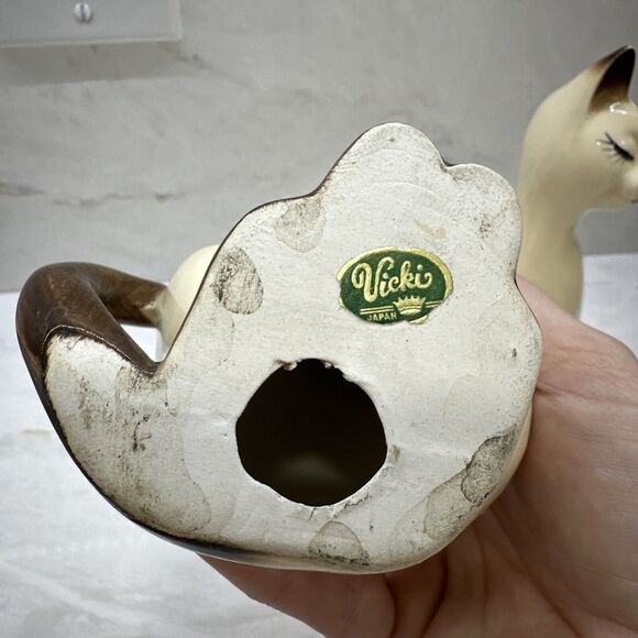 2 Vintage Ceramic Vicki MCM Siamese Cats 7in and 8in Tall Signed Delicate Lovely - Picture 14 of 14